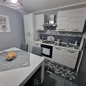 casa-fortuna-1.catania-hotels.net/